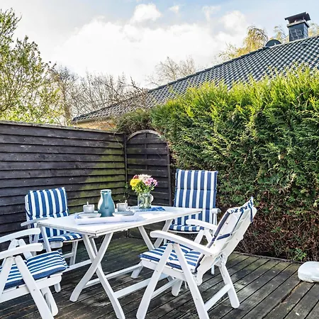 Strandnahes 奥茨塞巴德·迪尔哈根